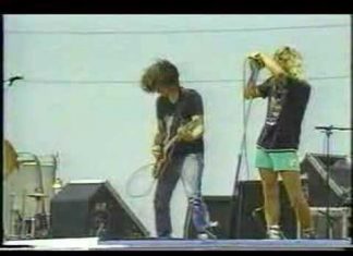 Many Empty Lawnchairs