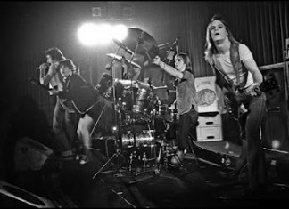 Early AC/DC Bassist Memoir DIRTY DEEDS Now on Apple iTunes Books